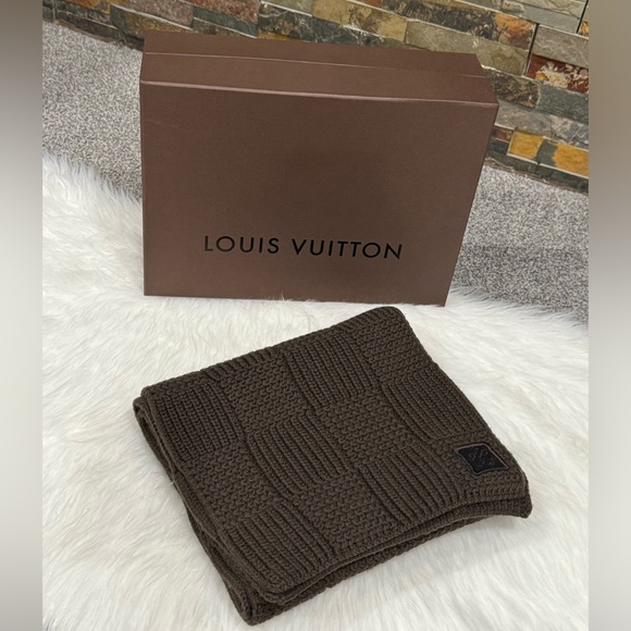 Louis Vuitton Damier Ebene Wool Scarf - Picture 1 of 13